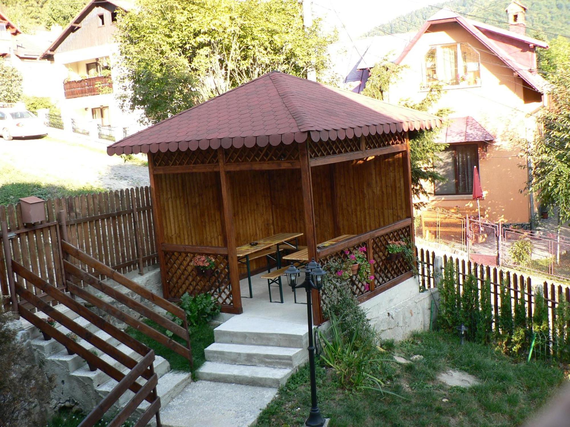 New Aosta Garden Hotel Sinaia Exterior foto