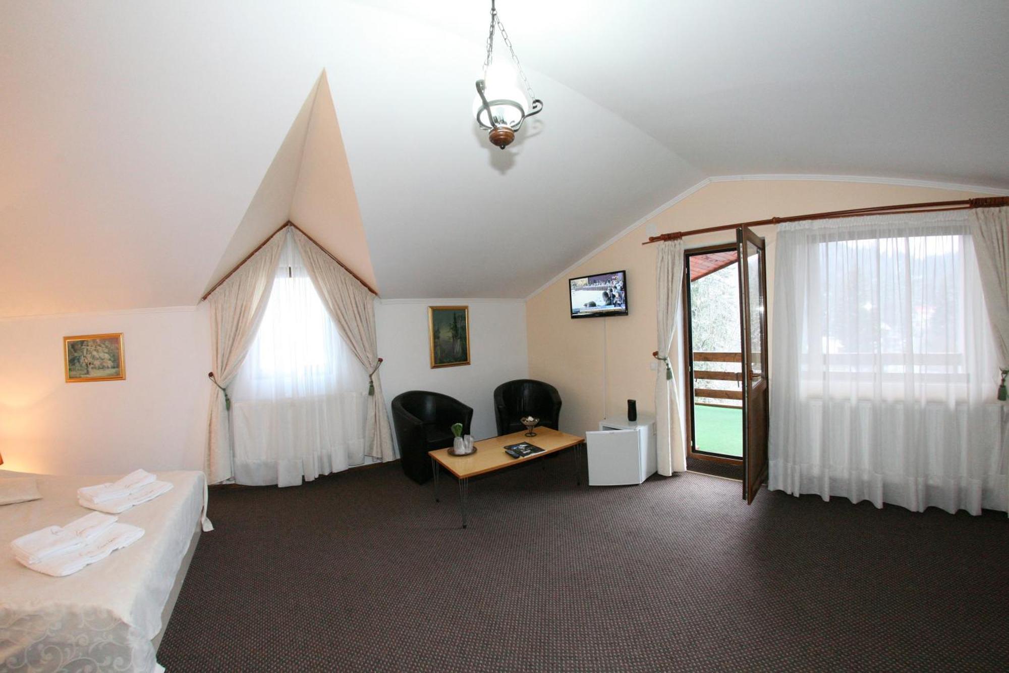 New Aosta Garden Hotel Sinaia Cameră foto