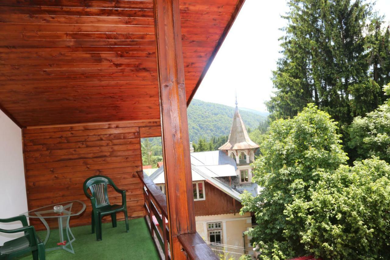 New Aosta Garden Hotel Sinaia Exterior foto
