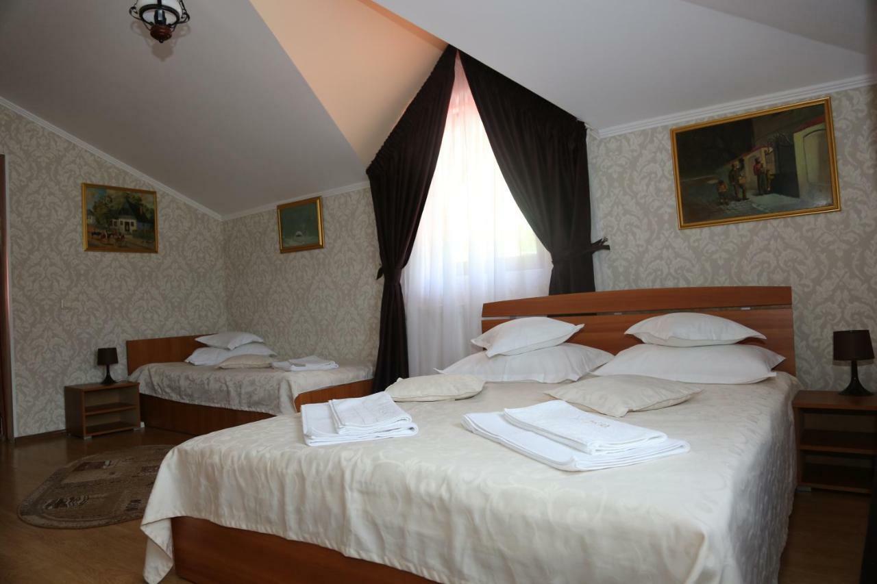 New Aosta Garden Hotel Sinaia Exterior foto